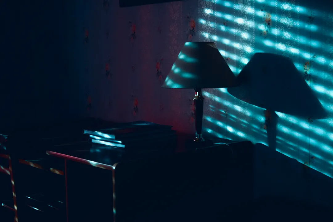 夜のデスクスタンド