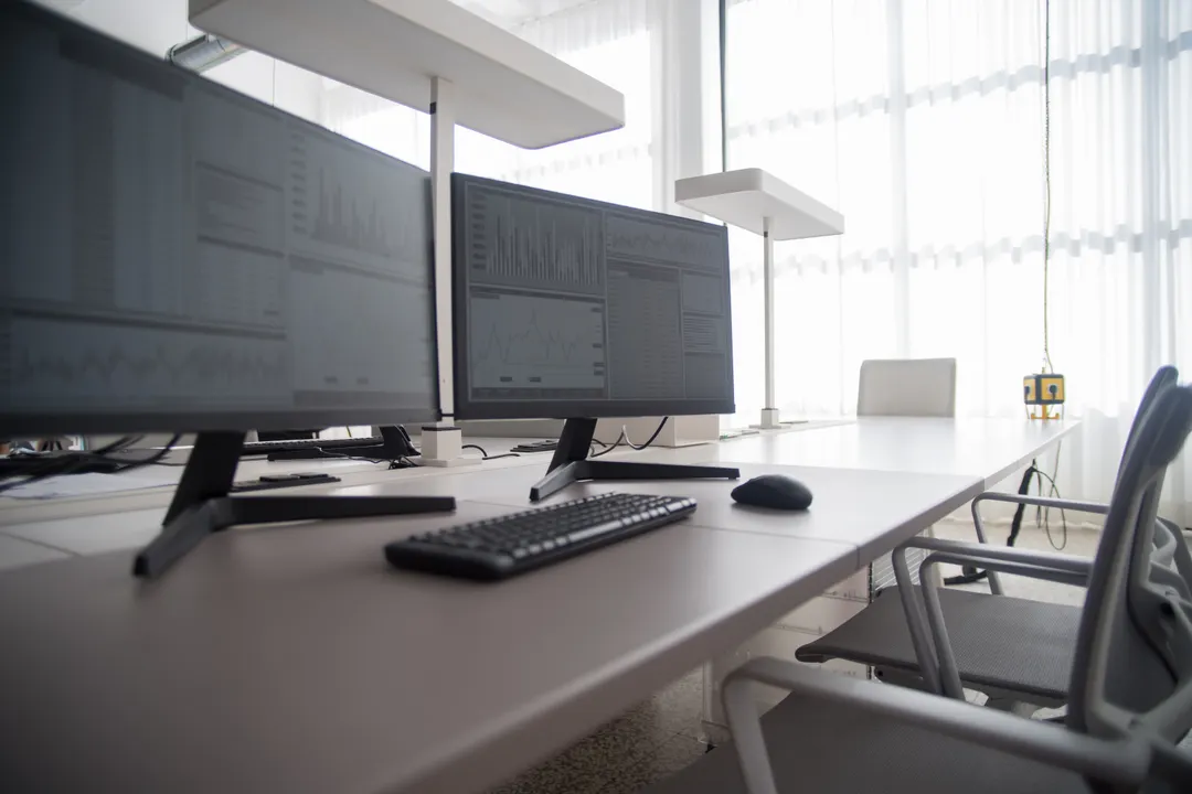 会社のPCとネットワークを使っている